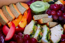 Load image into Gallery viewer, Seasonal Fruit Box
