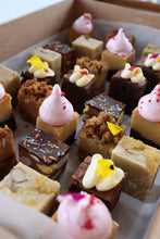 Load image into Gallery viewer, Sweet Snack Box