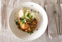 Load image into Gallery viewer, Massaman curry (DF, frozen)