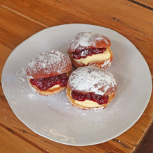 Load image into Gallery viewer, Mixed Box of 4 Donuts