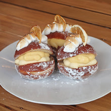 Load image into Gallery viewer, Mixed Box of 8 Donuts