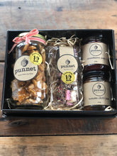Load image into Gallery viewer, Punnet favourites gift box