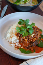 Load image into Gallery viewer, Massaman curry (DF, frozen)